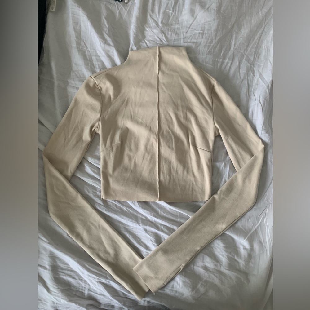 Mock-neck crop top